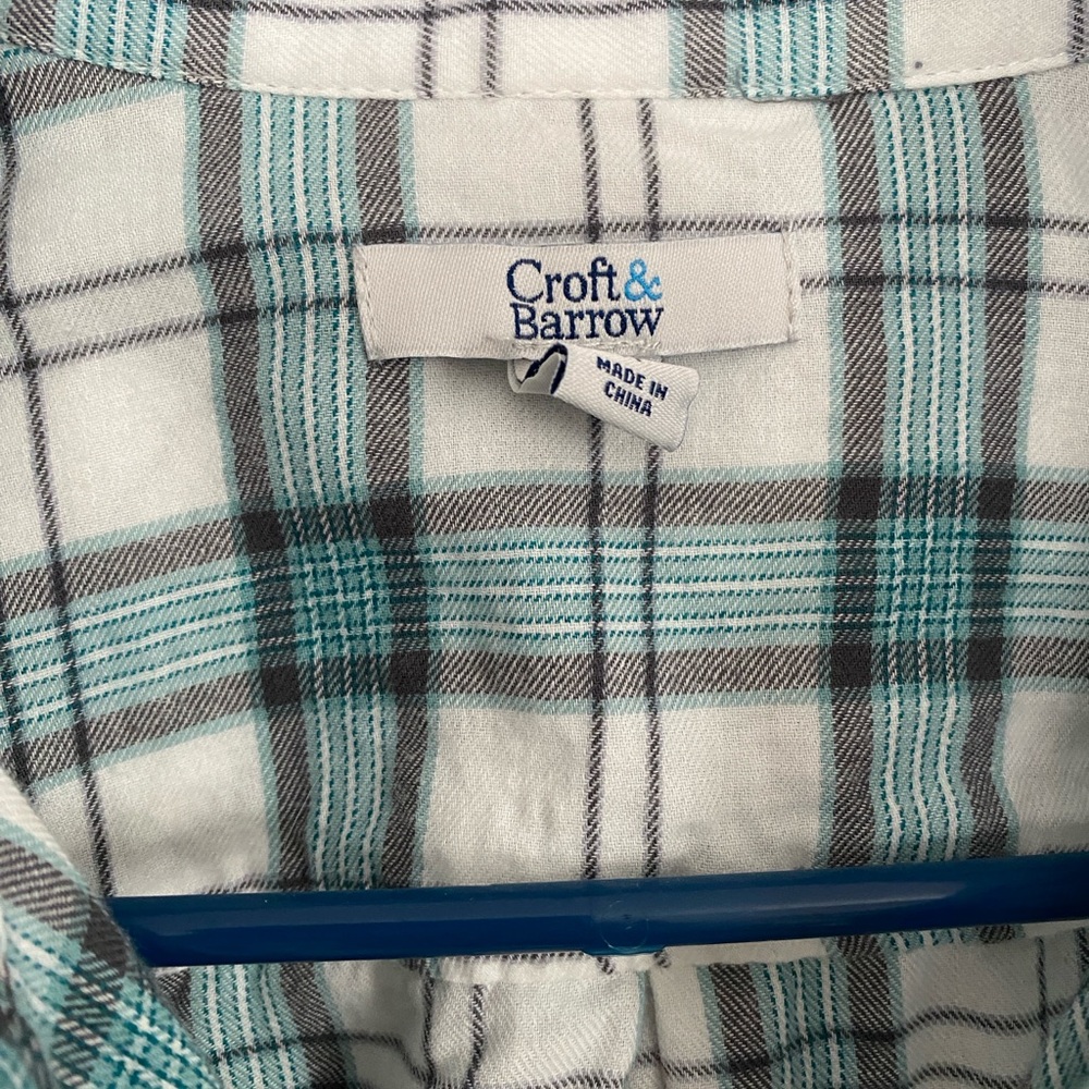 Croft & Barrow button down shirt - Picture 3 of 4
